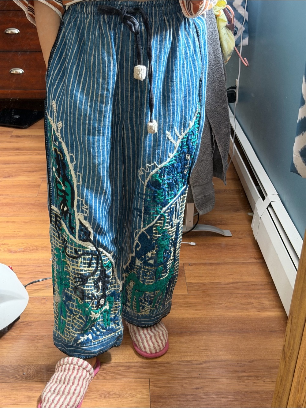 Like NEW Handmade in Thailand plant dye linen Pants with Stitchwork